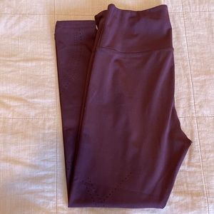 Worn once womens L maroon workout leggings